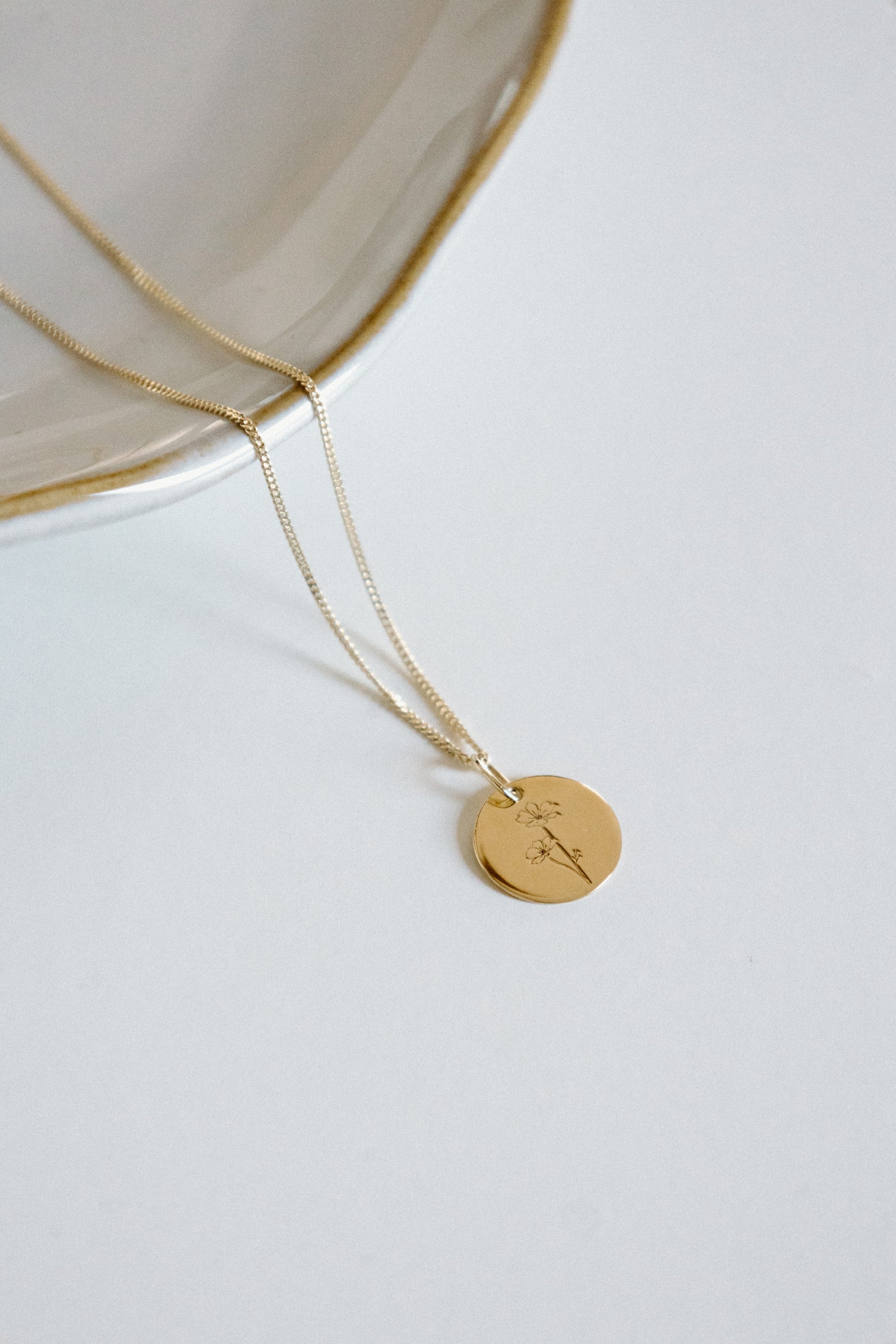 Collier fleur de naissance
