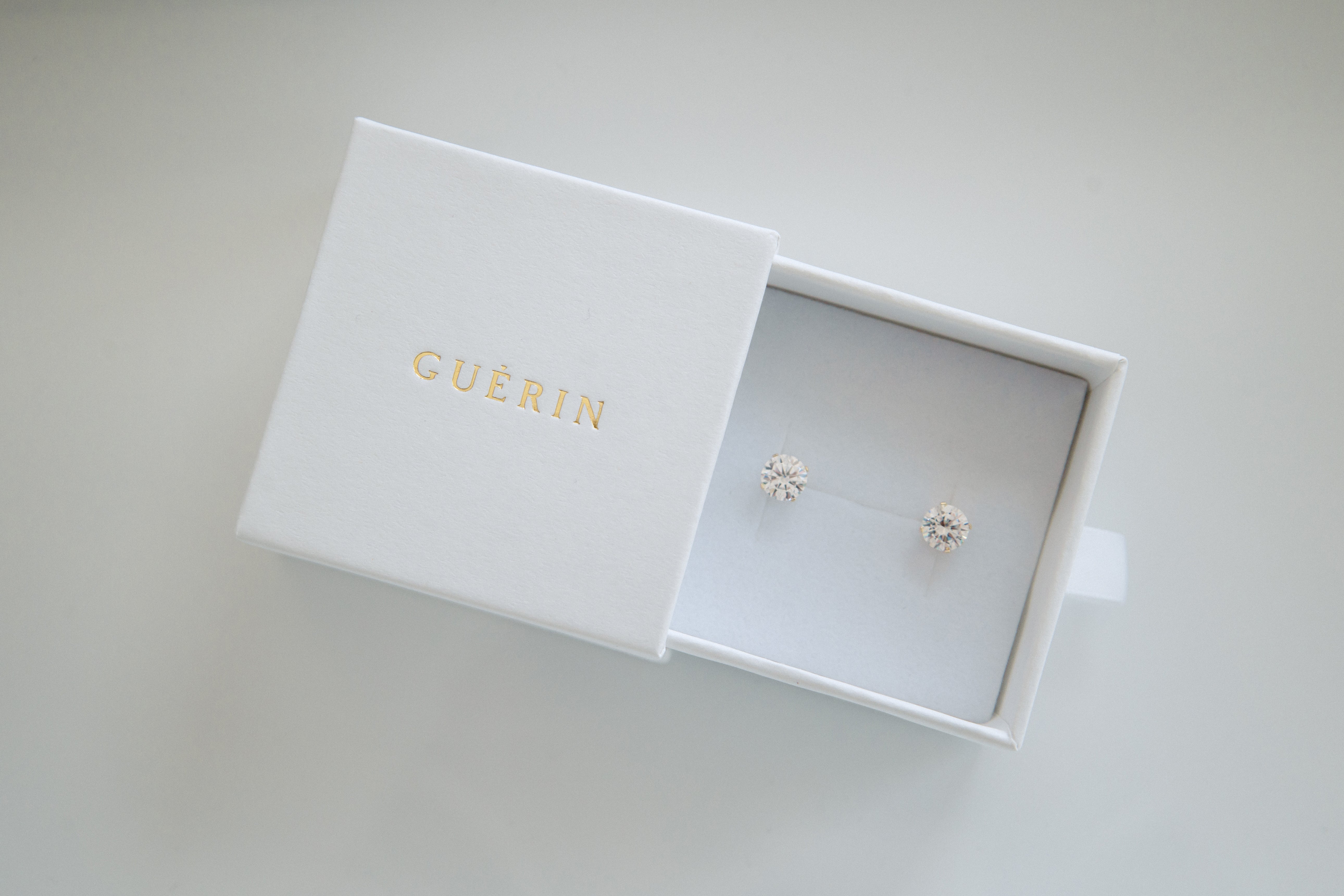 Boutons d'oreilles scintillants (6.5mm)