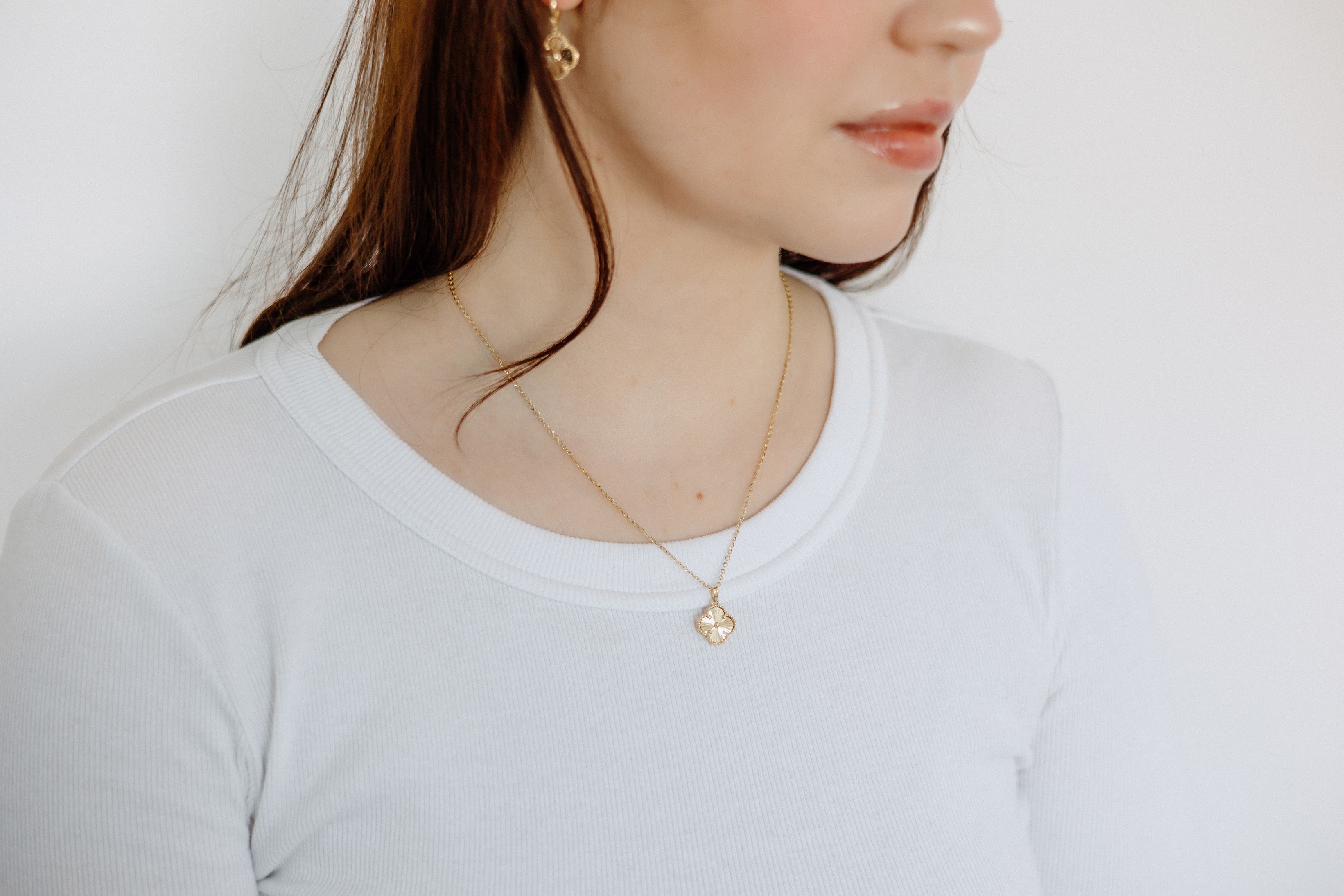 Collier trèfle chanceux long