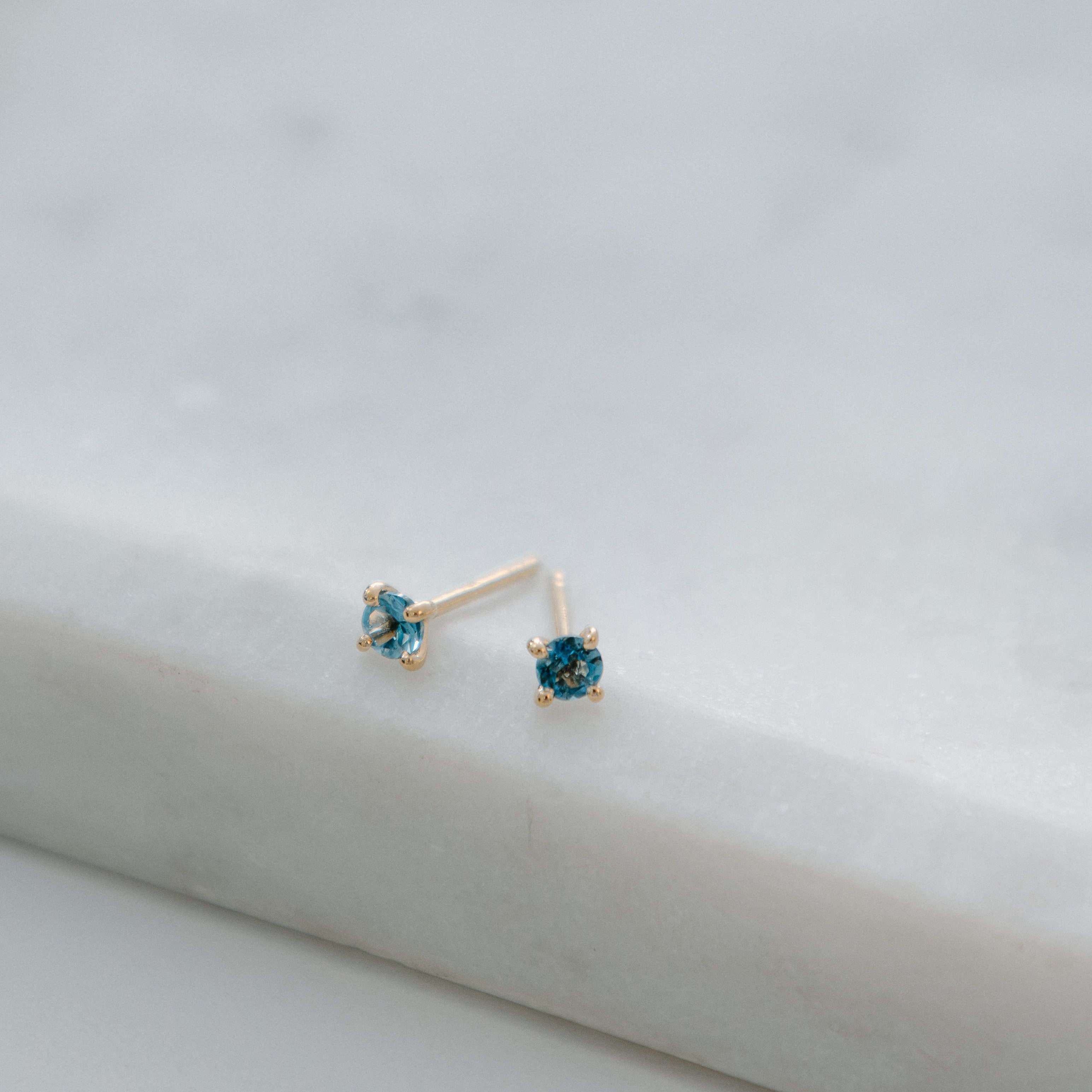 Boutons d'oreilles Topaze London blue