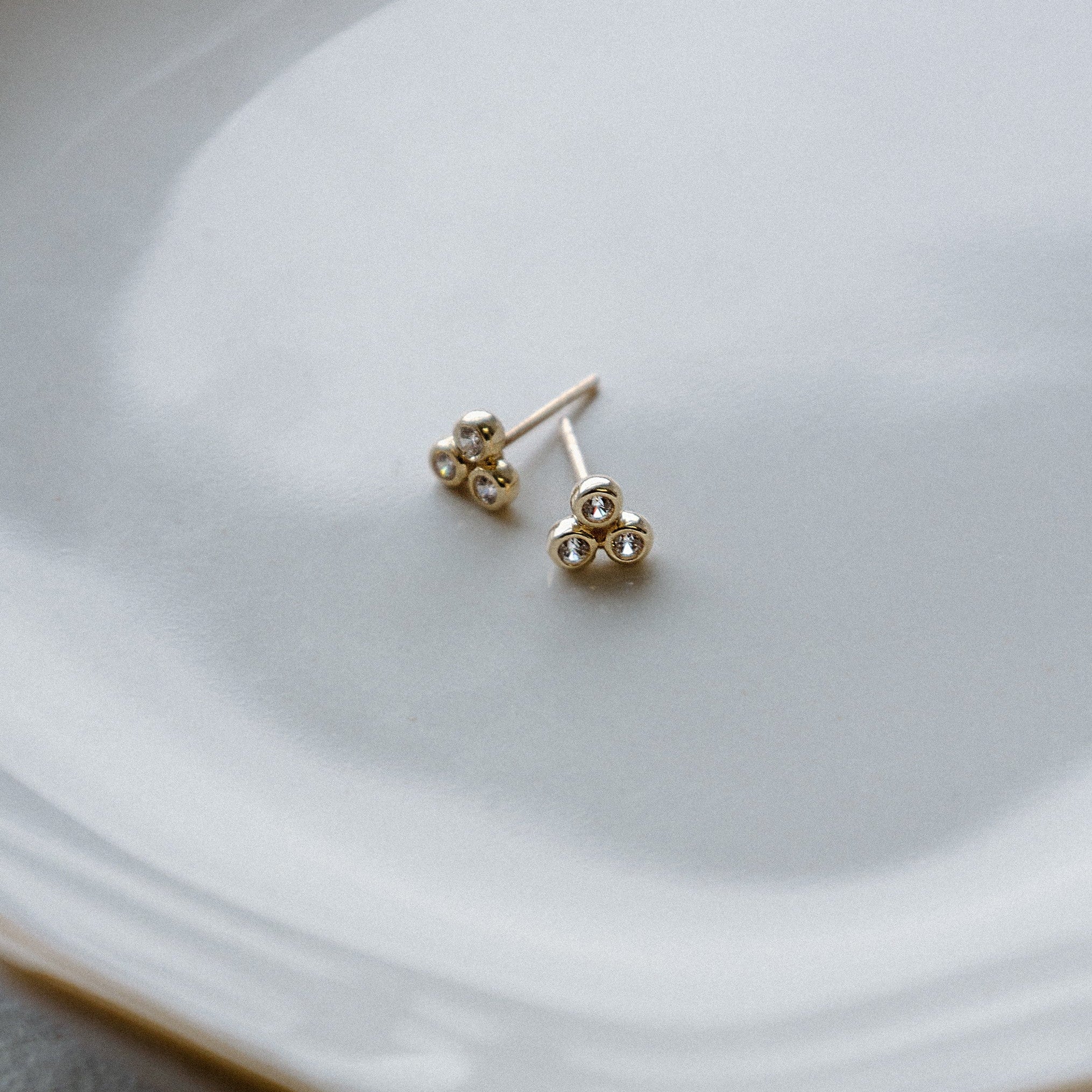 Boutons trilogie de pierres