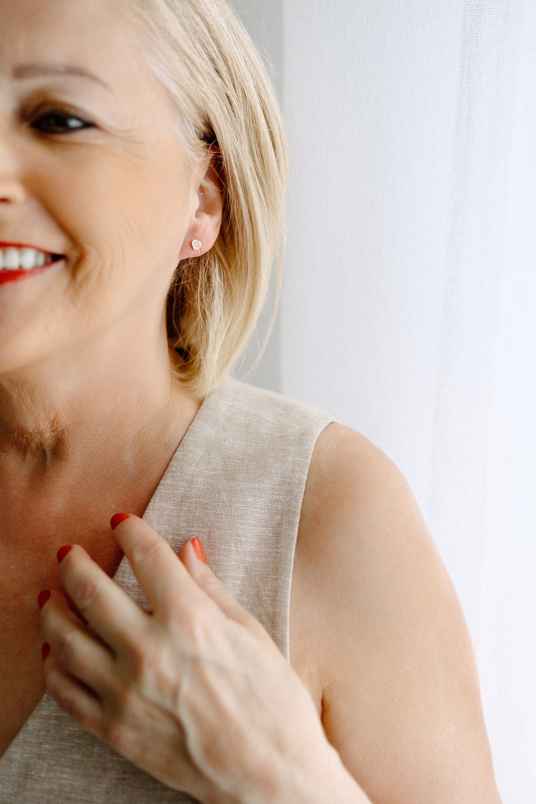 Boutons d'oreilles petits coeurs