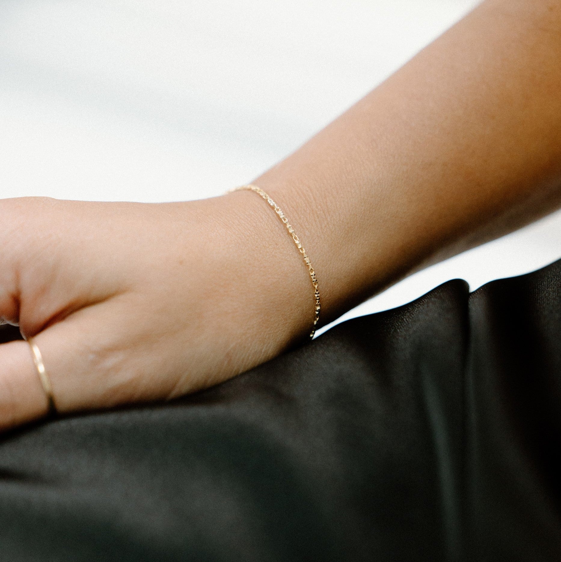 Bracelet minimaliste coupe diamant