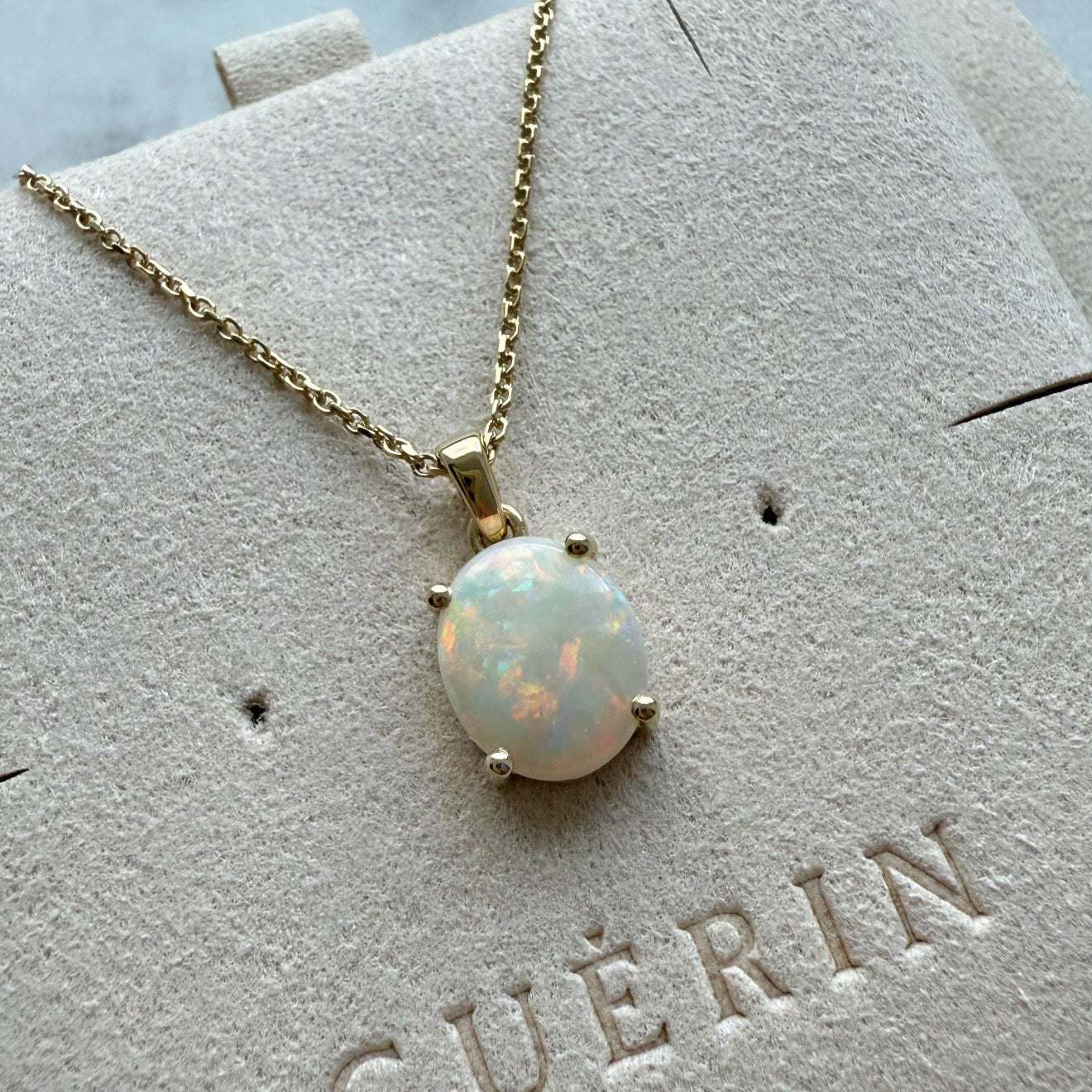 Pendentif opale - monture à 4 griffes