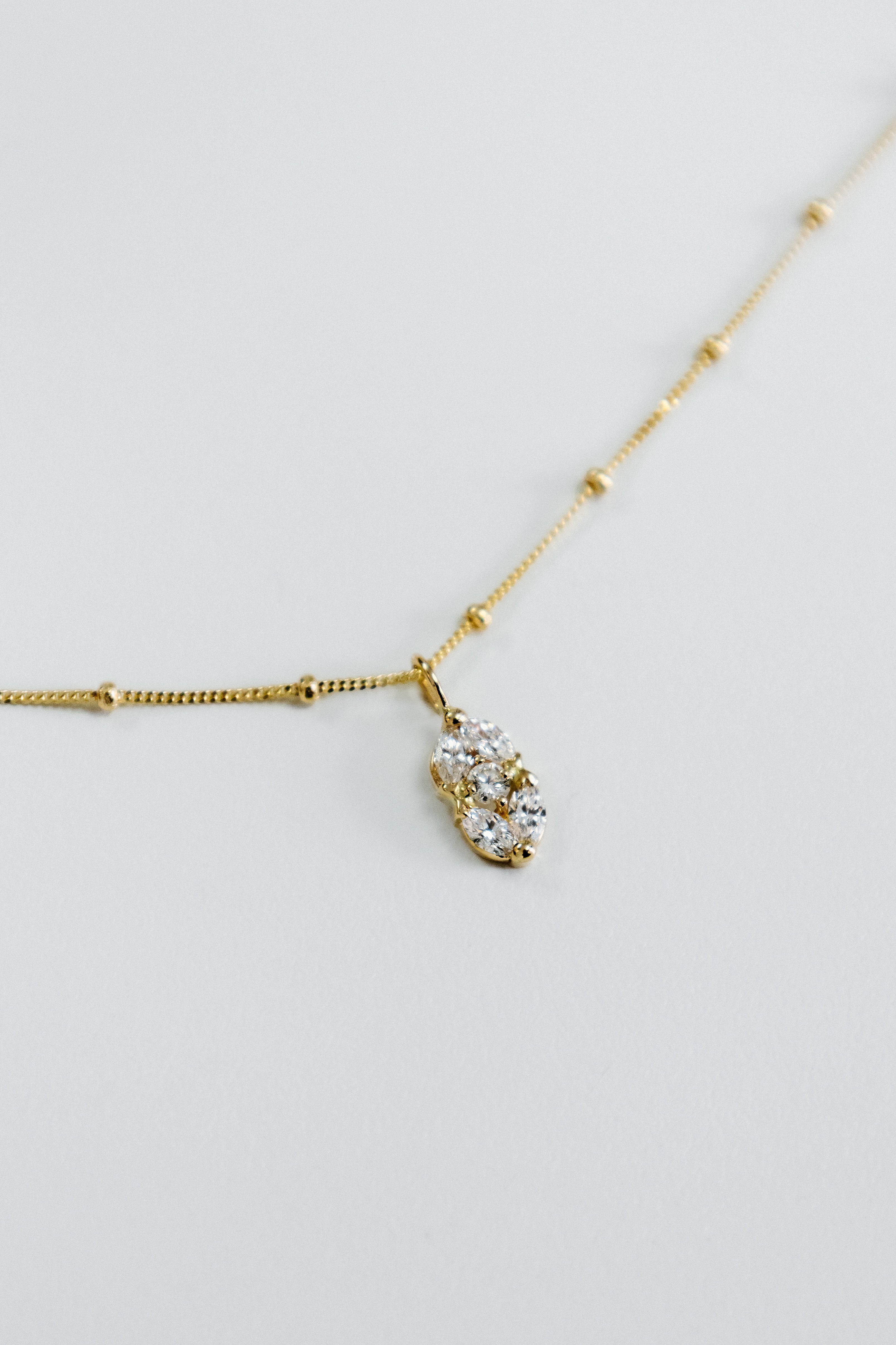 Pendentif monarque (création unique)